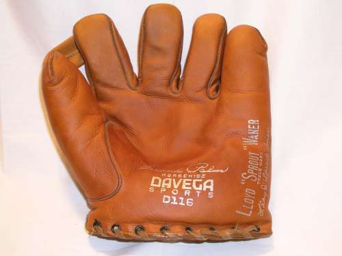 Lloyd Sprout Waner Davega D116 Front